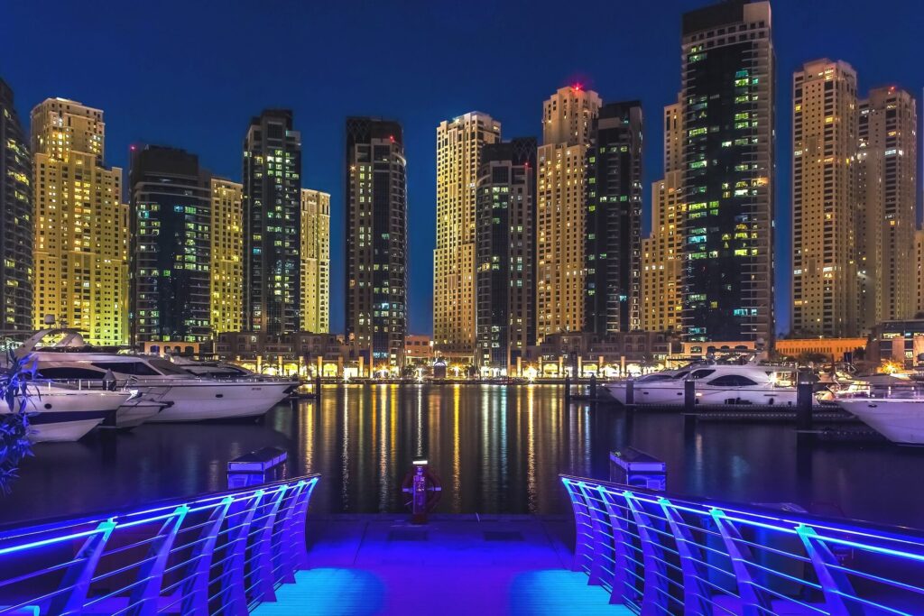 how to find the best luxury real estate developer in dubai