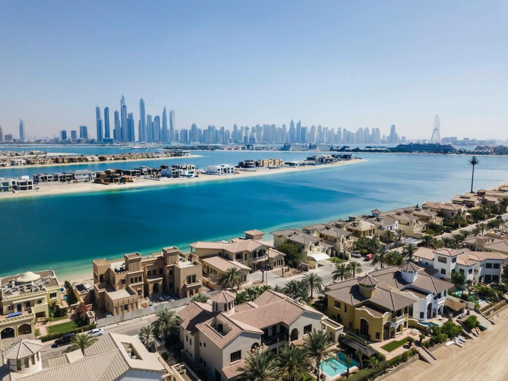 real estate agent to buy property cash in Dubai